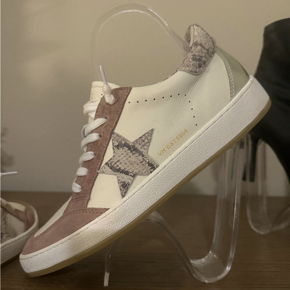 VINTAGE HAVANA Celia sneakers trainers Blush Snake Size 10 NEW NEW w/o box